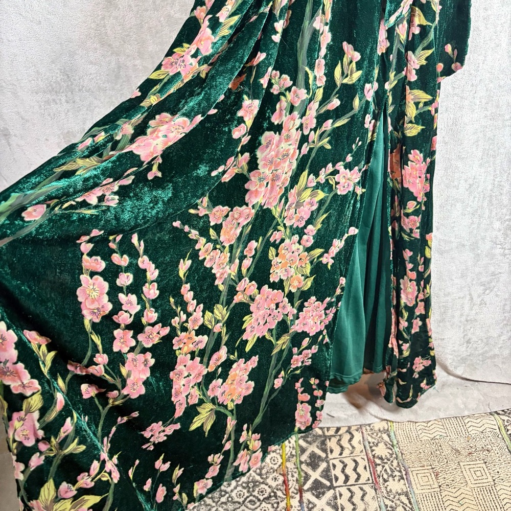 Baltic Born Uma Velvet Maxi Dress Size XXL Emerald Green Floral Romantic Elegant - Picture 4 of 11